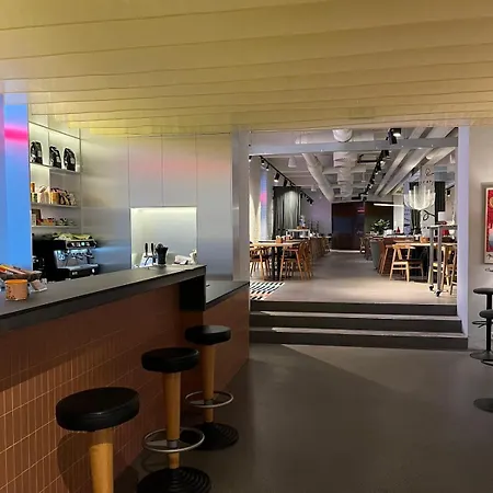 Апартаменты Modern In *